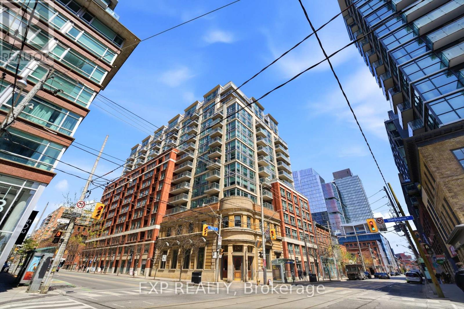#PH20 230 KING STREET E - 3