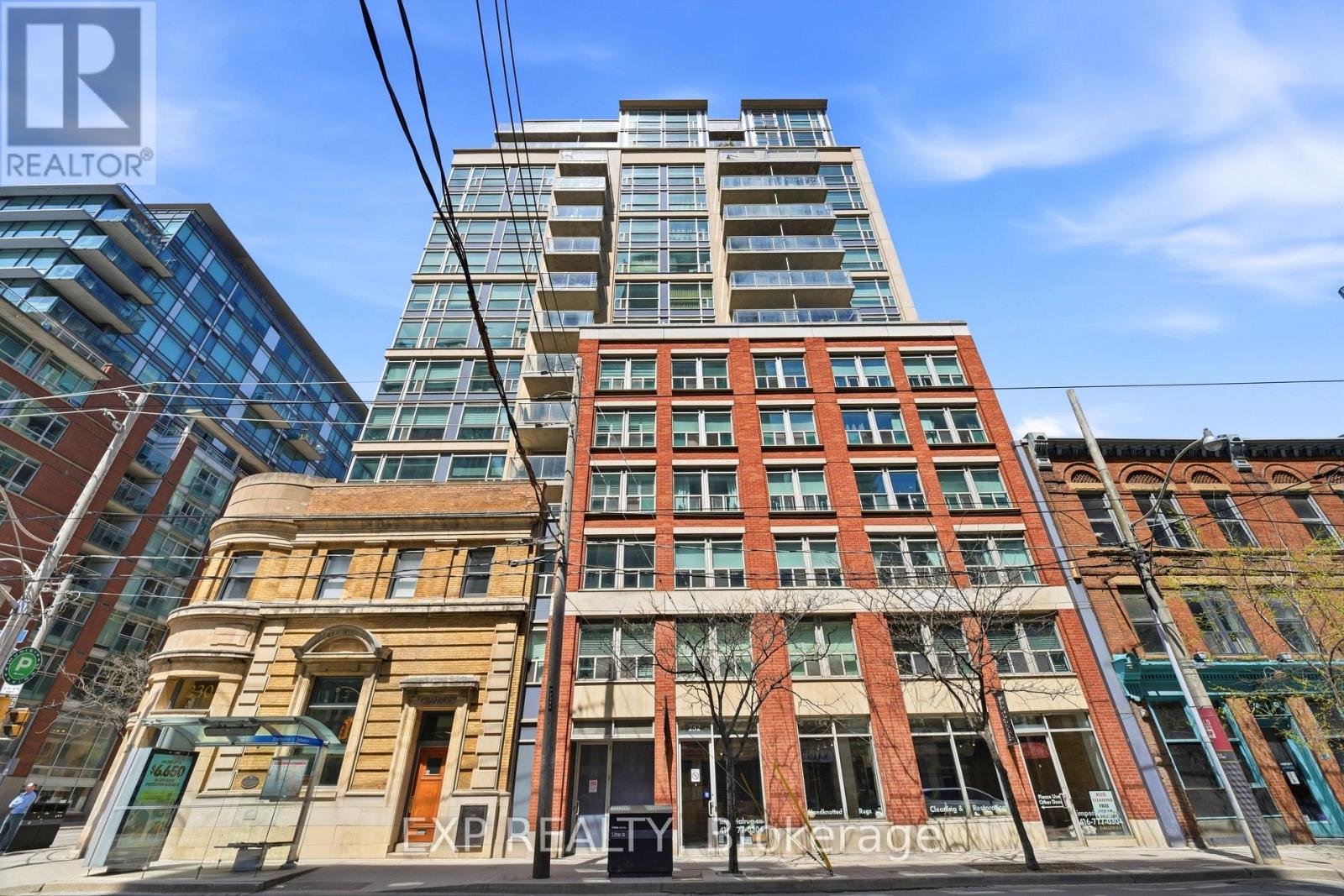#PH20 230 KING STREET E - 4