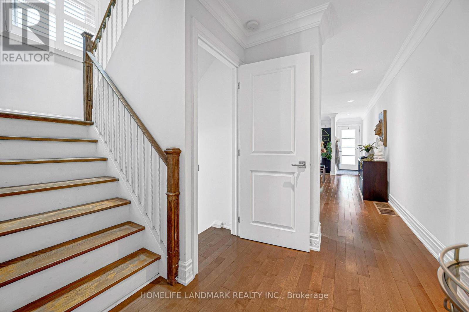 15 DENTON AVENUE - 14