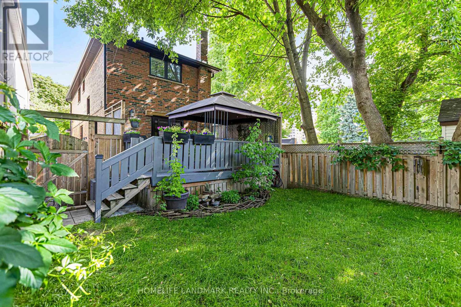15 DENTON AVENUE - 36