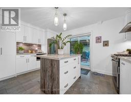 15 Denton Avenue, Toronto, ON M4C1T7 Photo 17