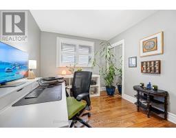 15 Denton Avenue, Toronto, ON M4C1T7 Photo 28