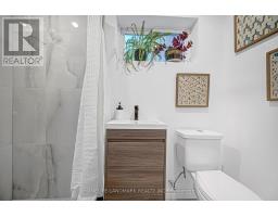15 Denton Avenue, Toronto, ON M4C1T7 Photo 30