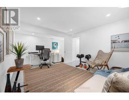 15 Denton Avenue, Toronto, ON M4C1T7 Photo 32