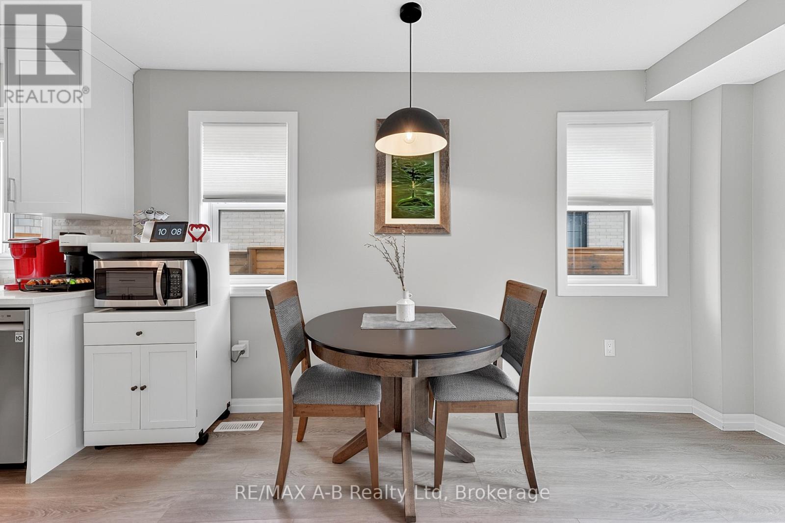31 TRAILSIDE DRIVE - 12