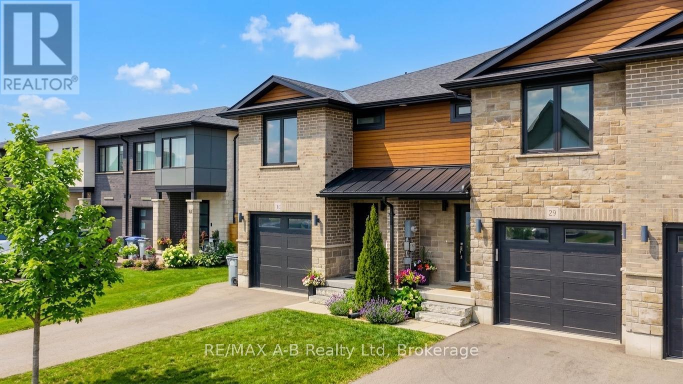 31 TRAILSIDE DRIVE - 2