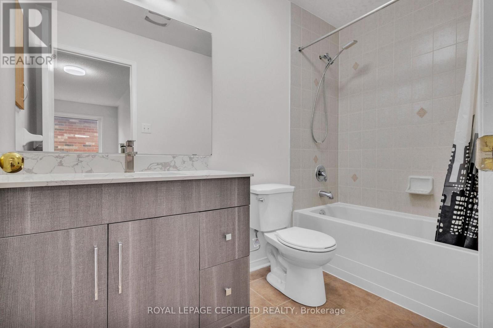 114 BOTAVIA DOWNS DRIVE - 21