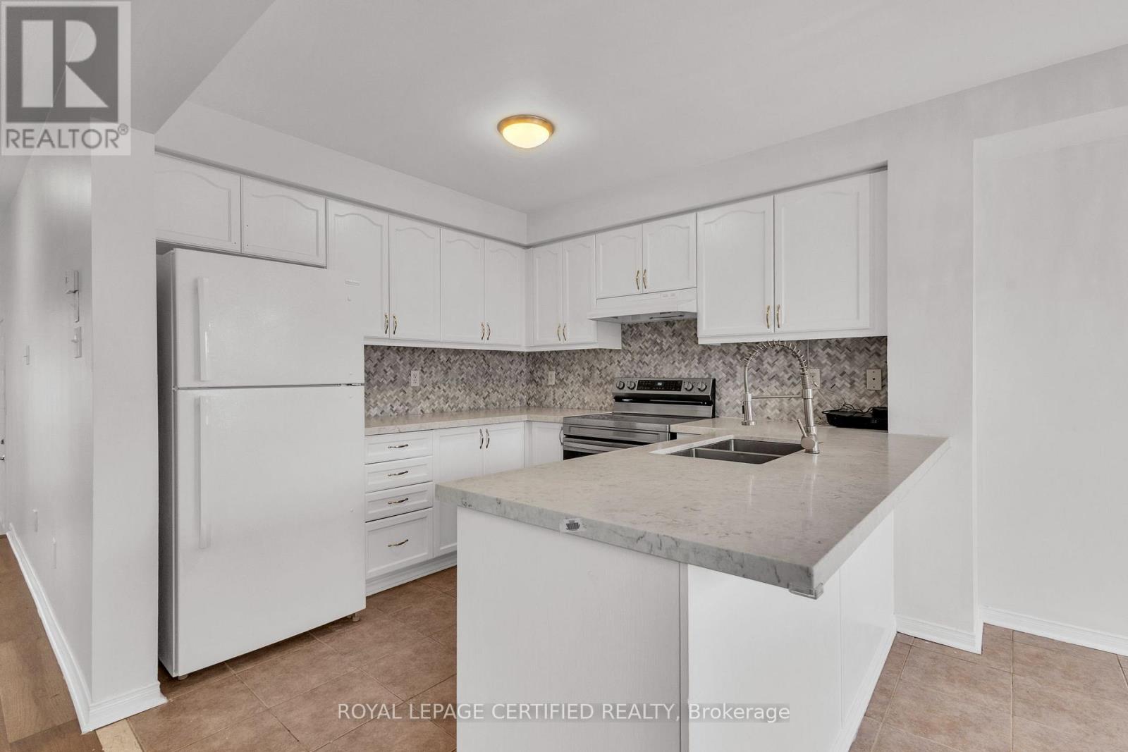 114 BOTAVIA DOWNS DRIVE - 8