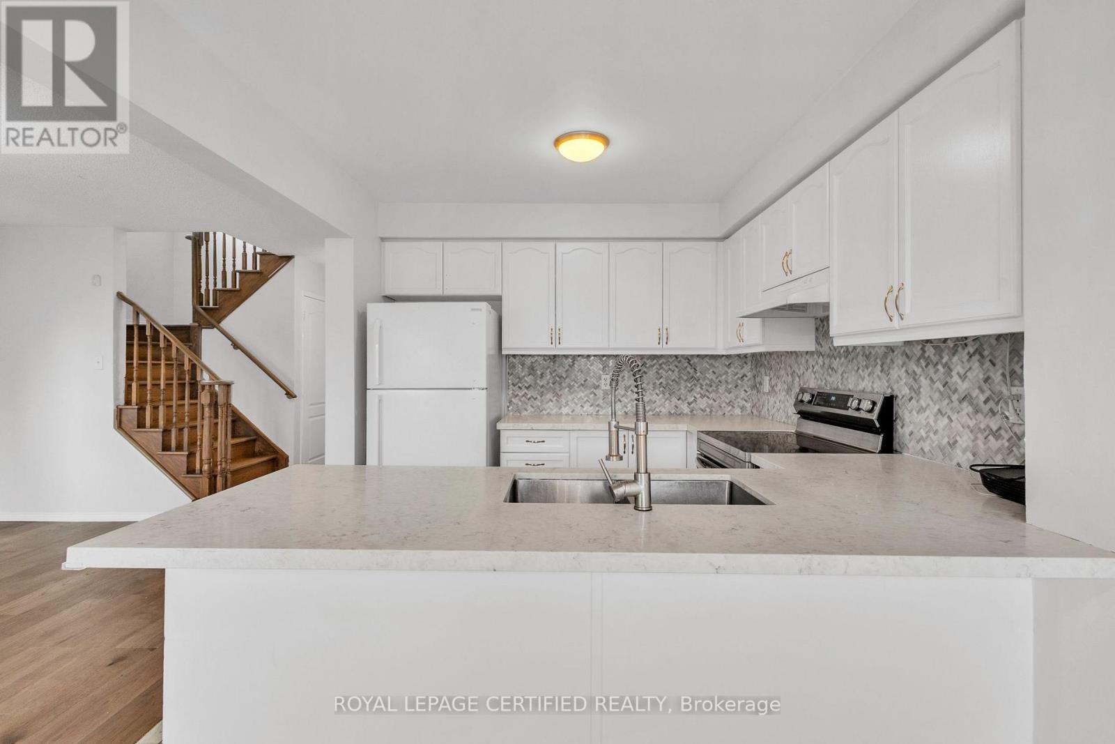 114 BOTAVIA DOWNS DRIVE - 9