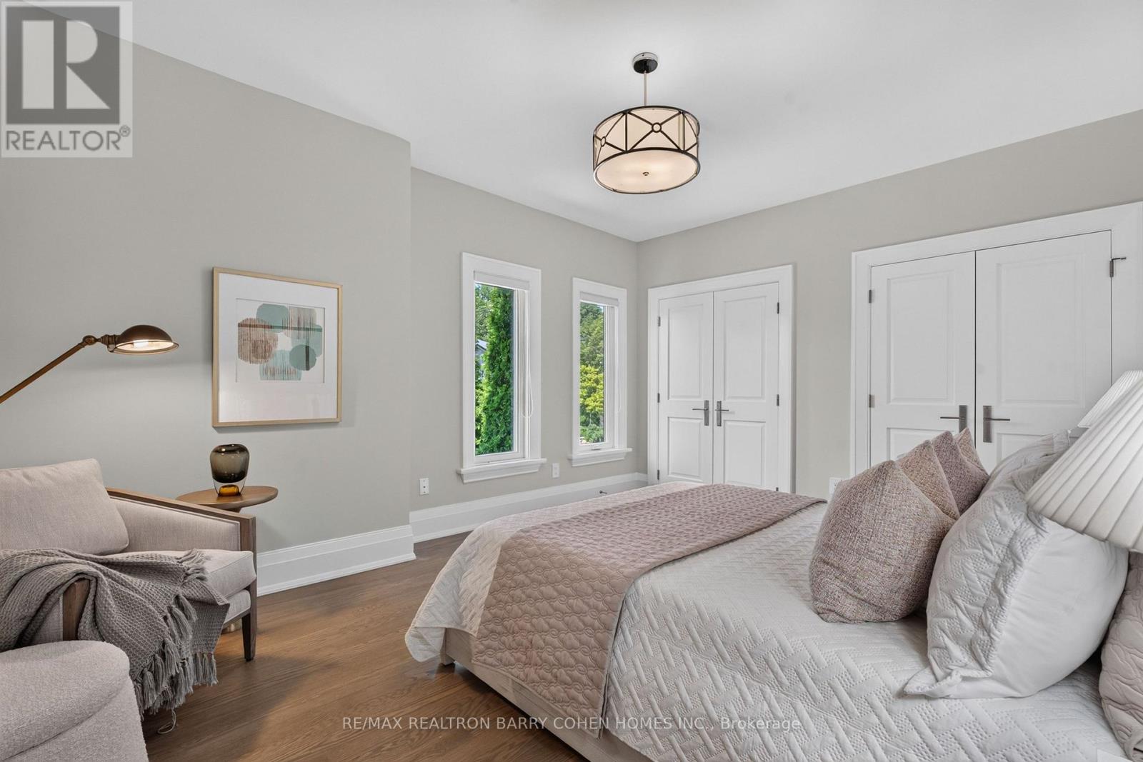 33 MUNRO BOULEVARD - Image 32