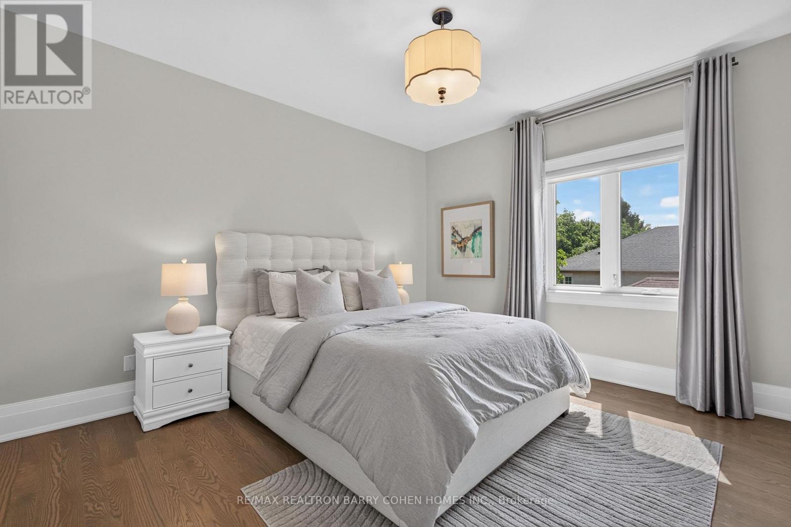 33 MUNRO BOULEVARD - Image 30