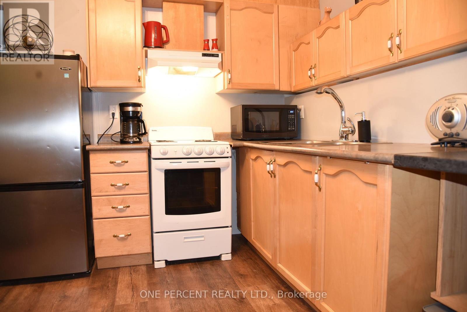 31 PRINCE STREET - 23