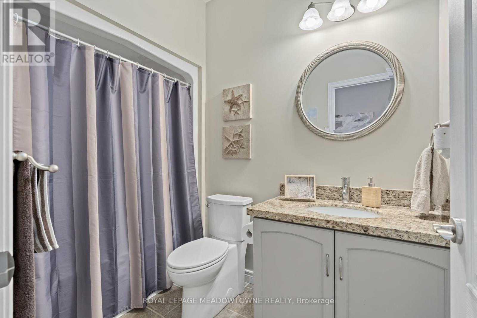 17 DAWKINS CRESCENT - 27
