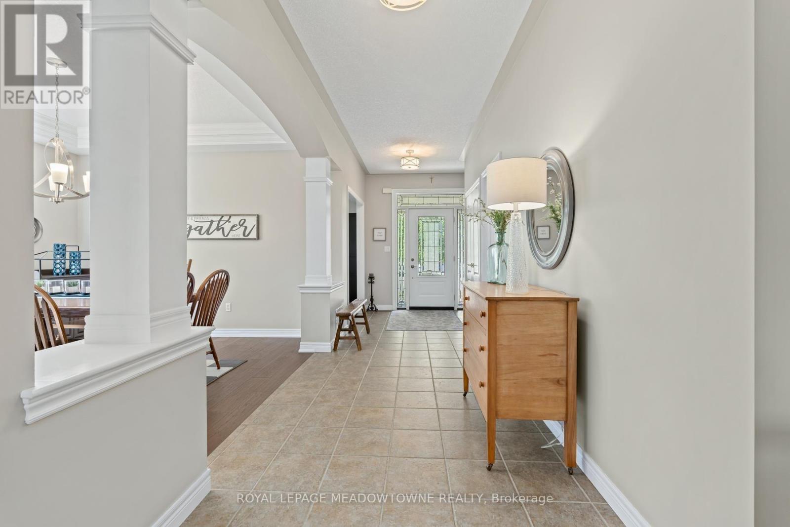 17 DAWKINS CRESCENT - 7