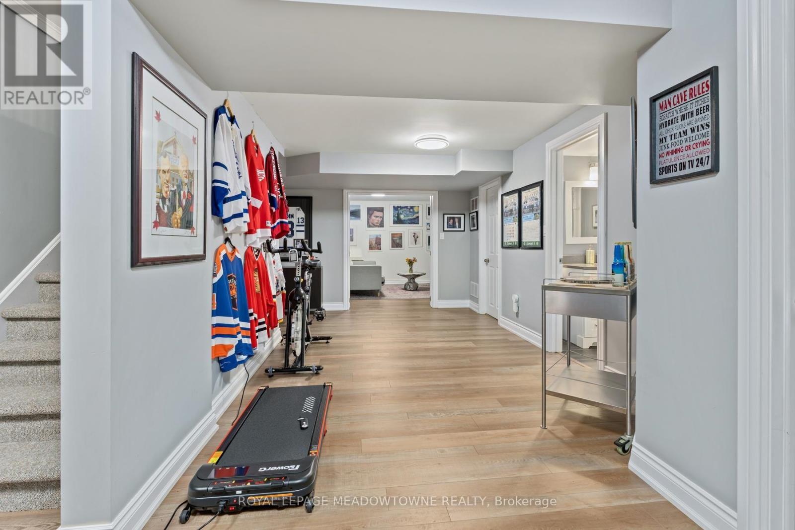 17 DAWKINS CRESCENT - 33