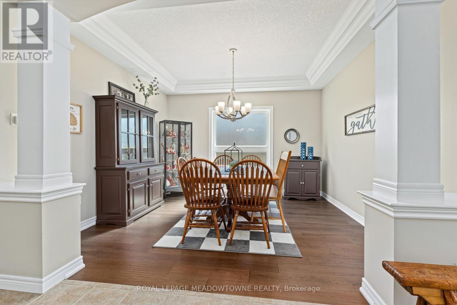 17 DAWKINS CRESCENT - 9