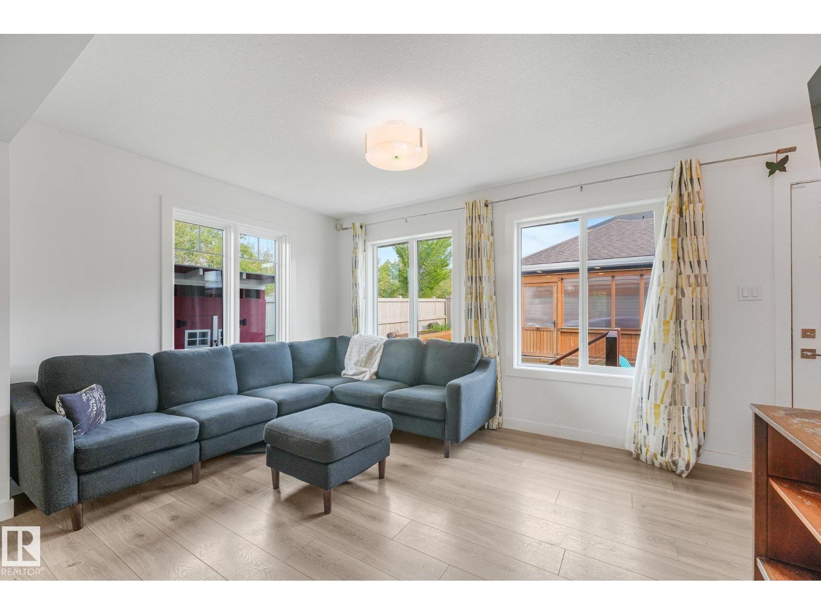 4004 BLACKBIRD LINK LI NW - 12