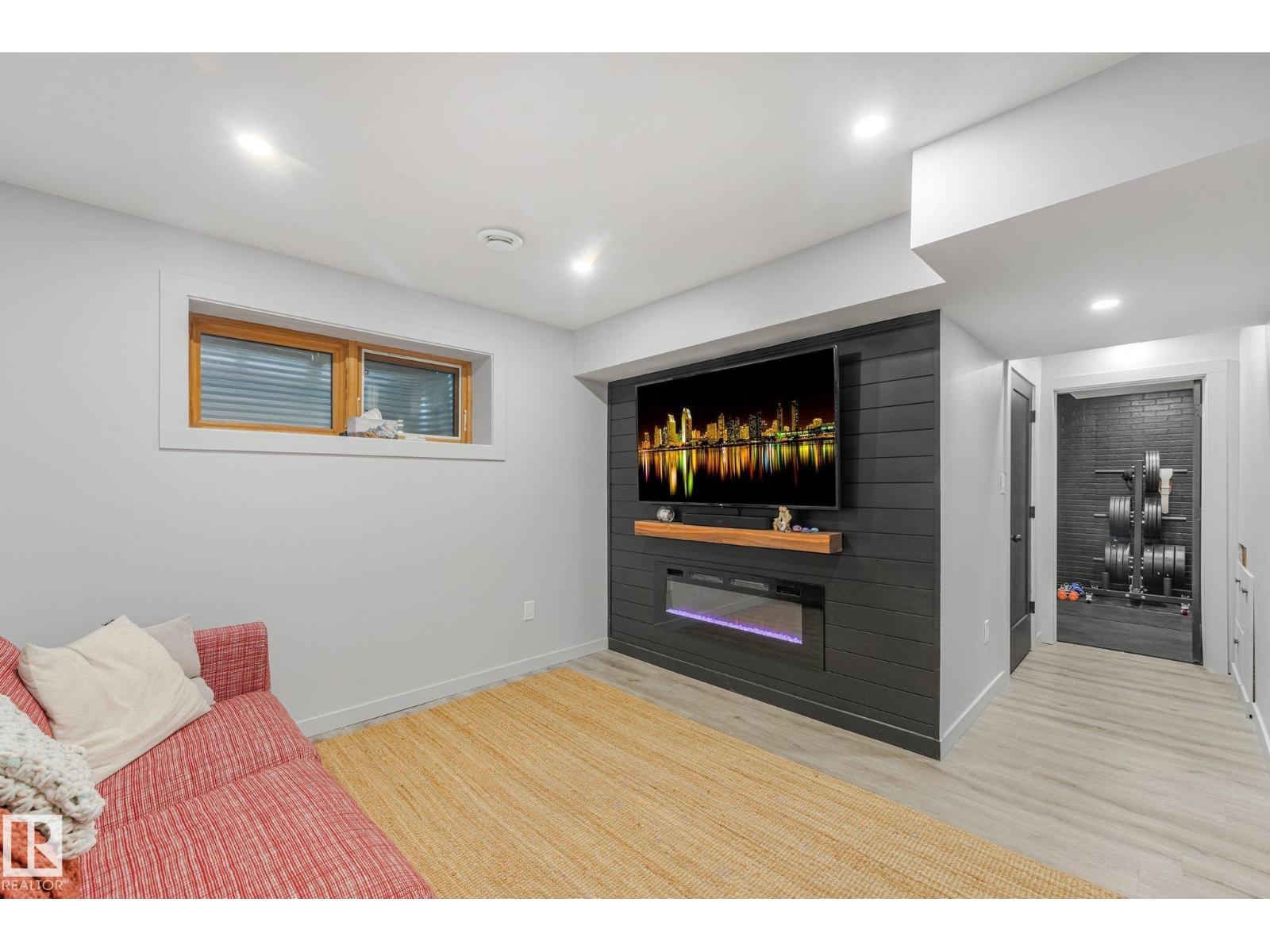4004 BLACKBIRD LINK LI NW - 31