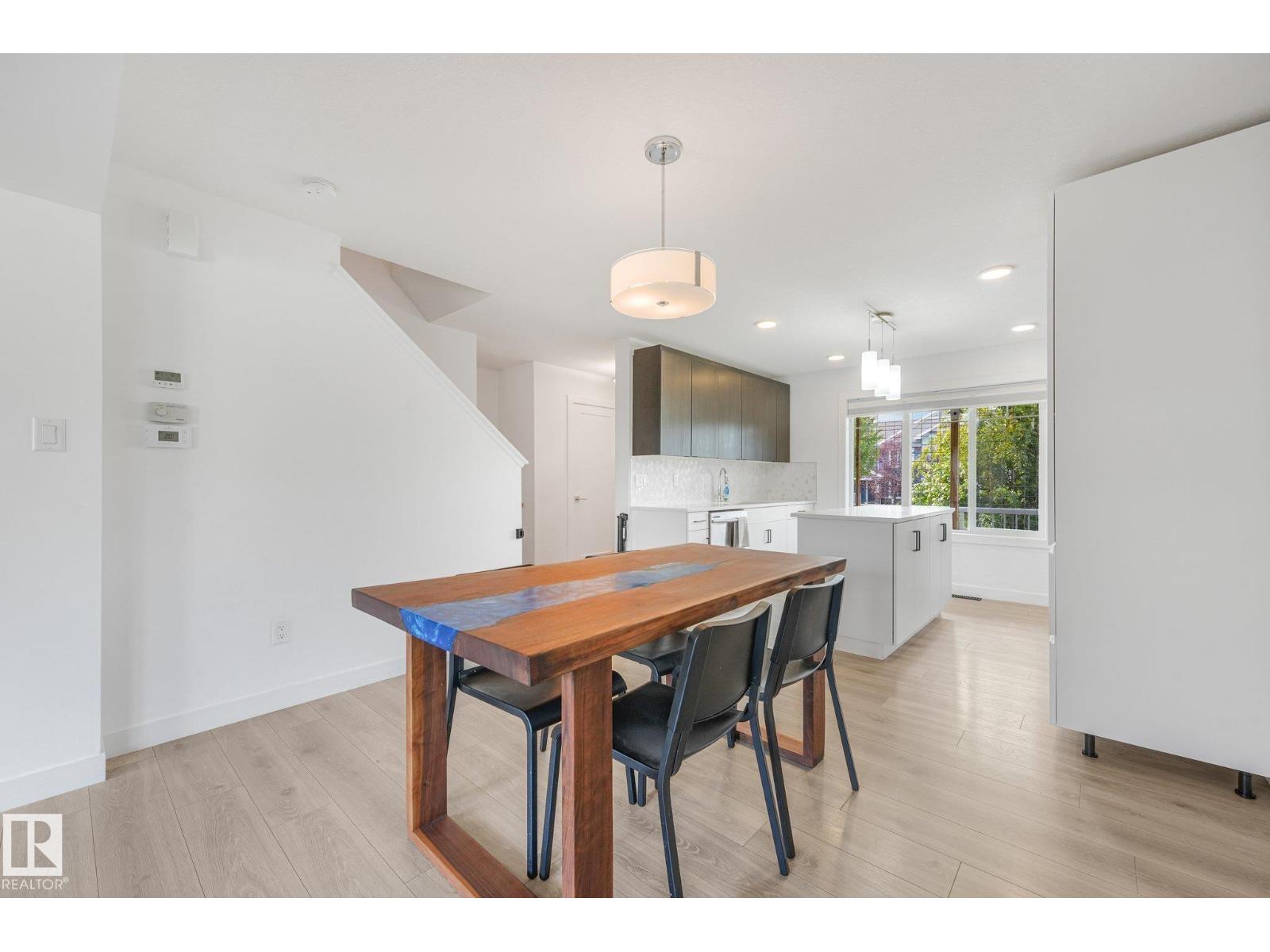 4004 BLACKBIRD LINK LI NW - 9