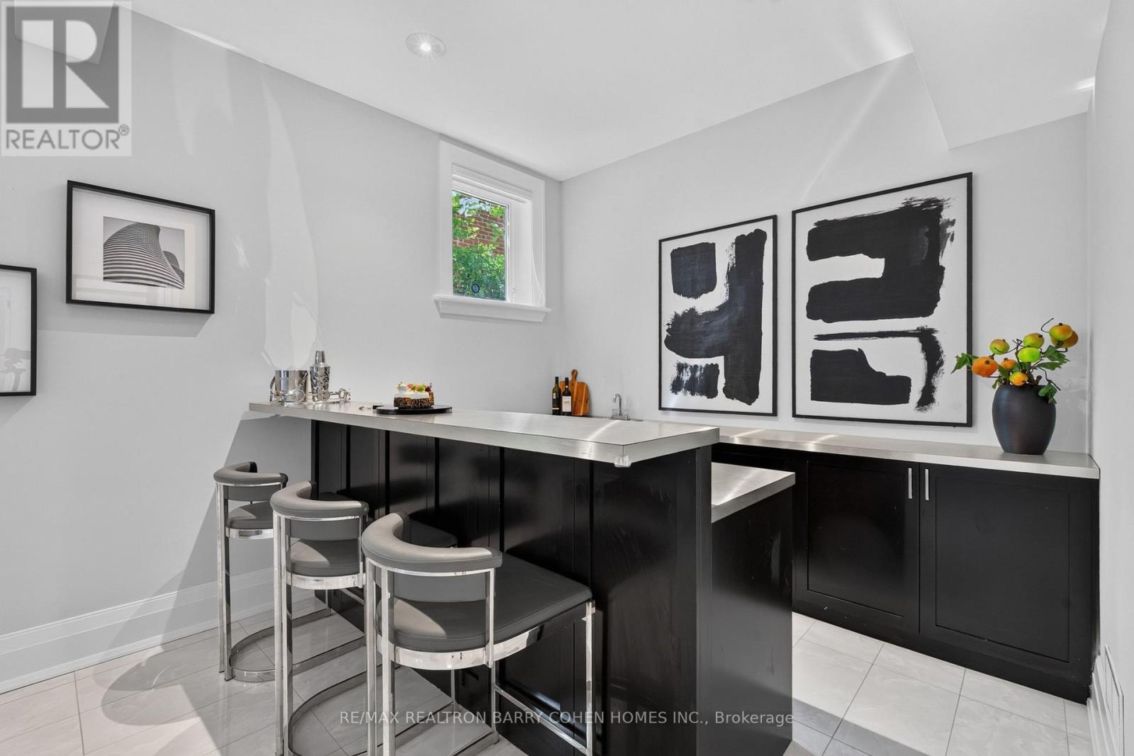 33 MUNRO BOULEVARD - Image 41