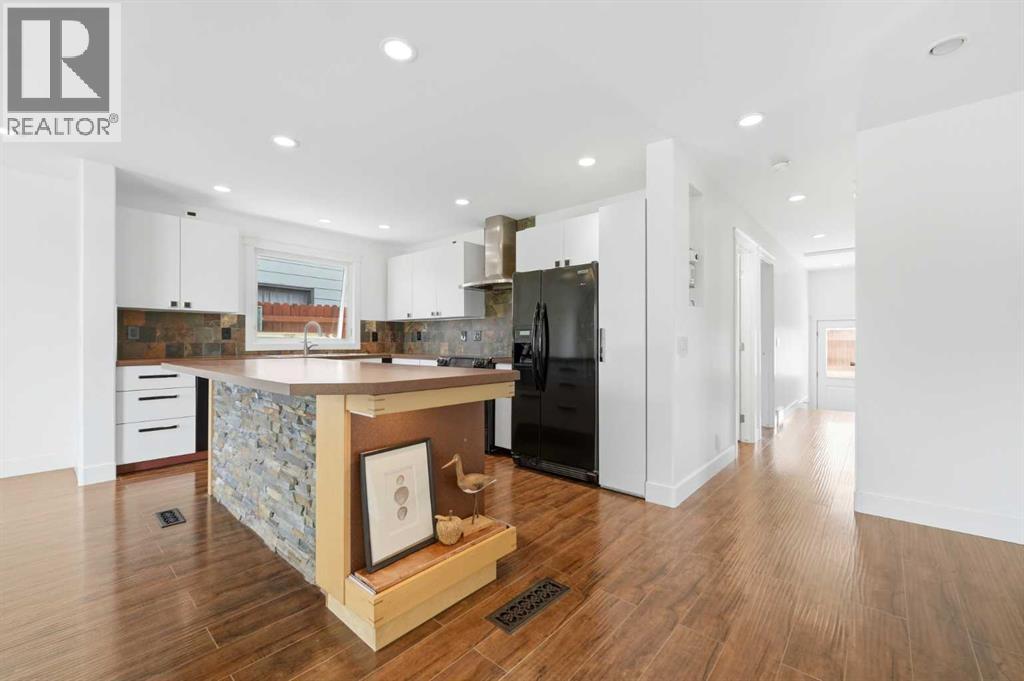 11 Beddington Green NE - 13