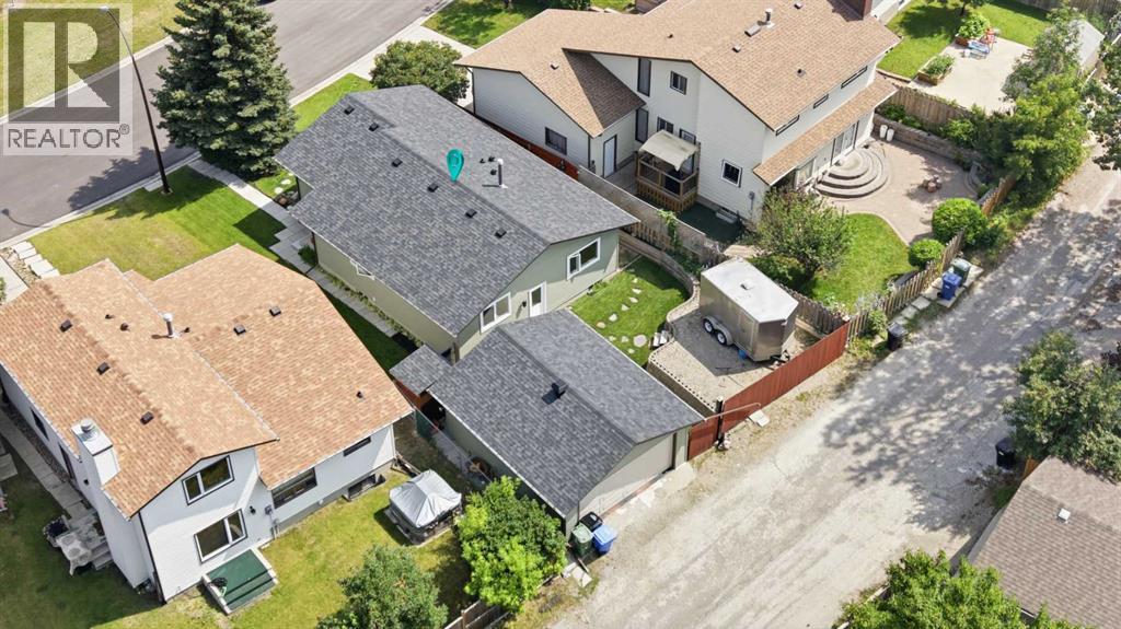 11 Beddington Green NE - Image 41