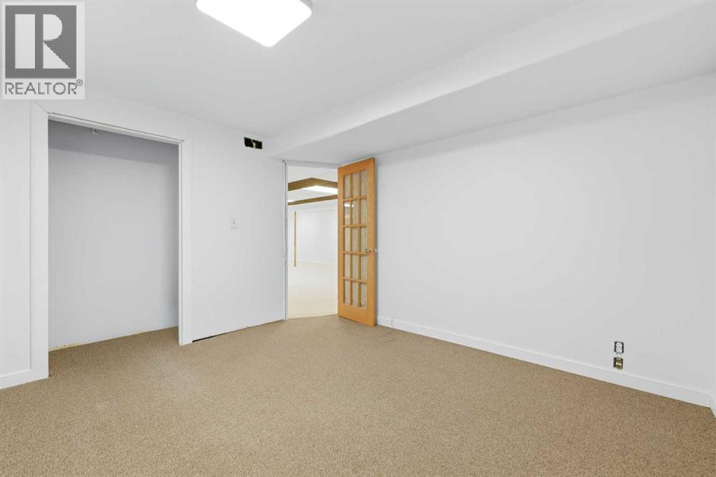11 Beddington Green NE - 31