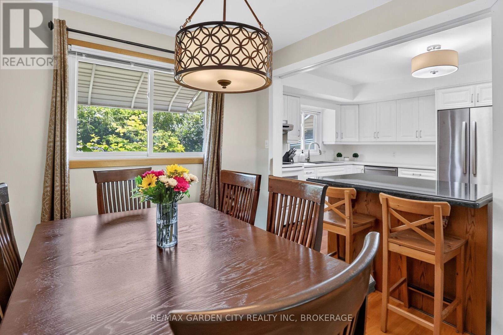 34 DONNA MARIE DRIVE - 13