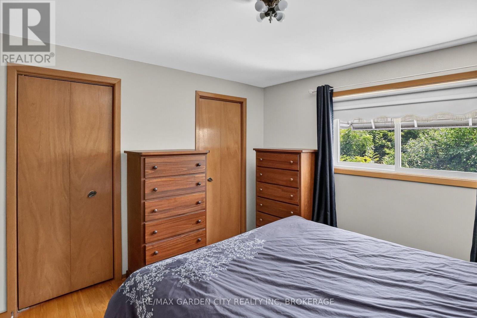 34 DONNA MARIE DRIVE - 20
