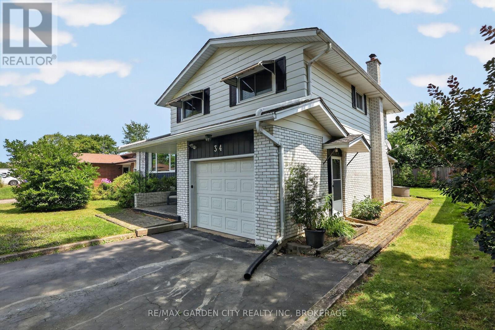 34 DONNA MARIE DRIVE - 29