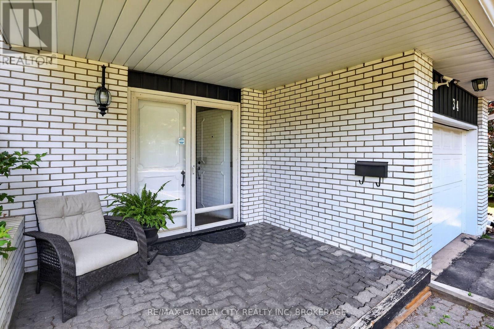 34 DONNA MARIE DRIVE - 4