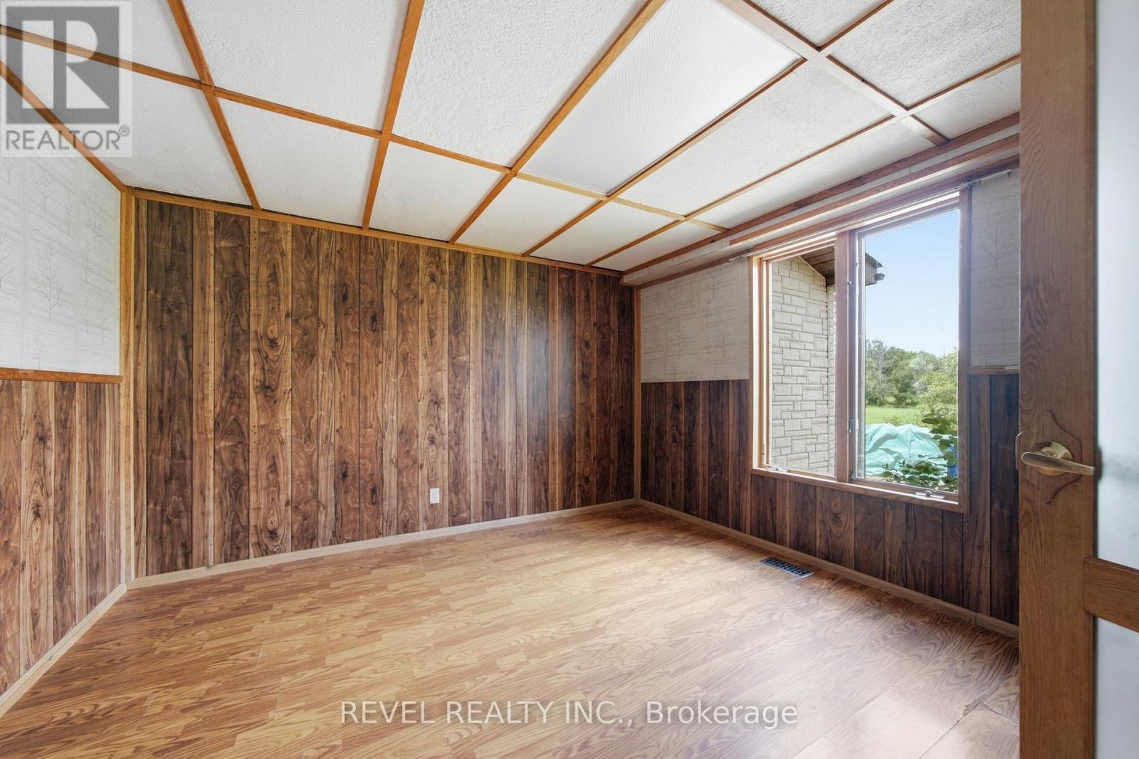 17 ONTORO BOULEVARD - Image 11