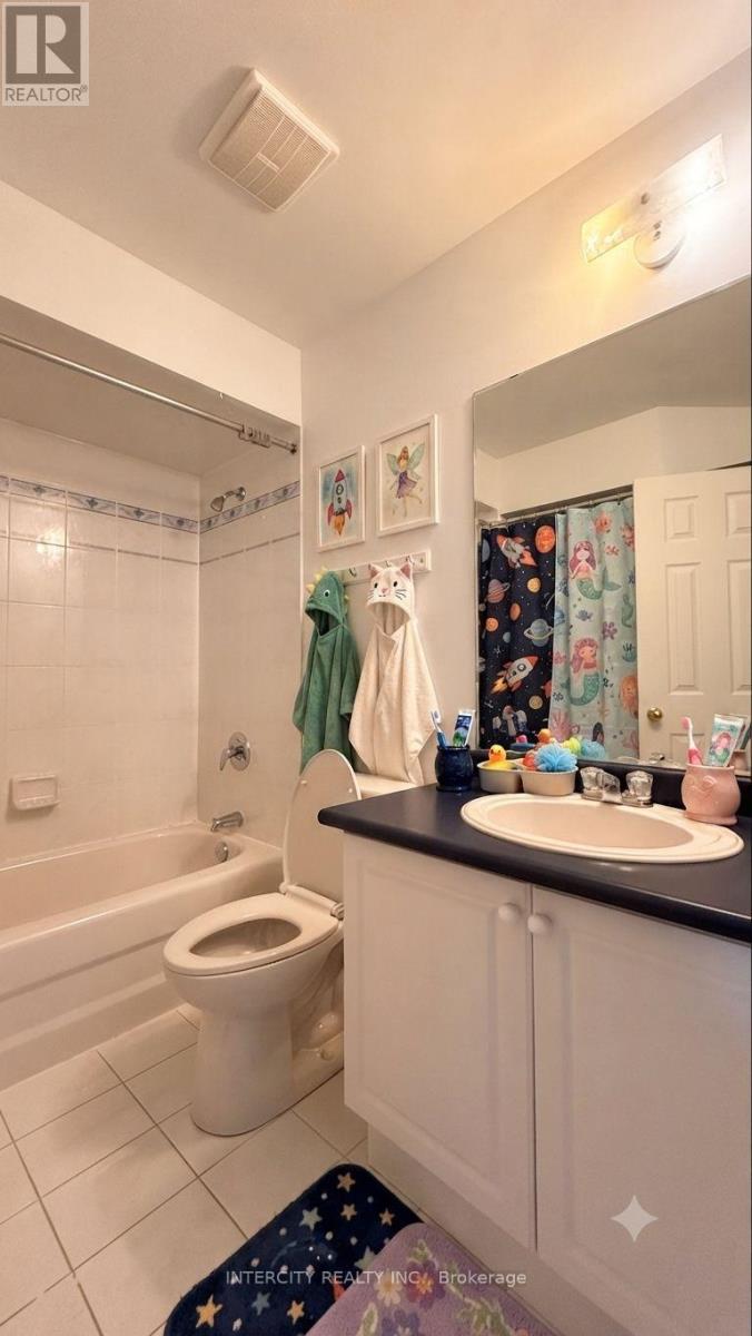 12 CASTLE PARK BOULEVARD - 23
