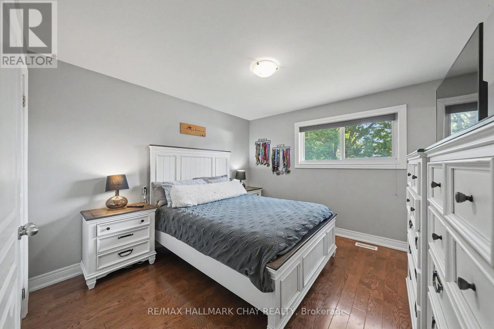 13 DOWNEY AVENUE - Image 18