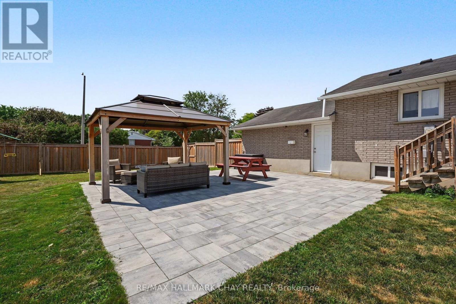 13 DOWNEY AVENUE - Image 39