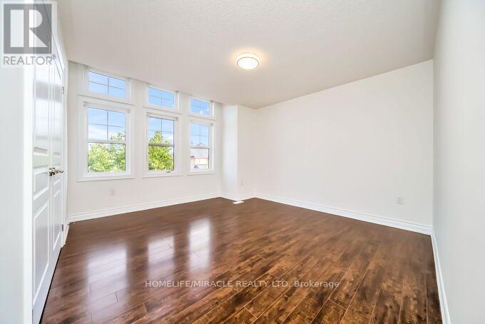 14 BONNIE BRAES DRIVE - 32