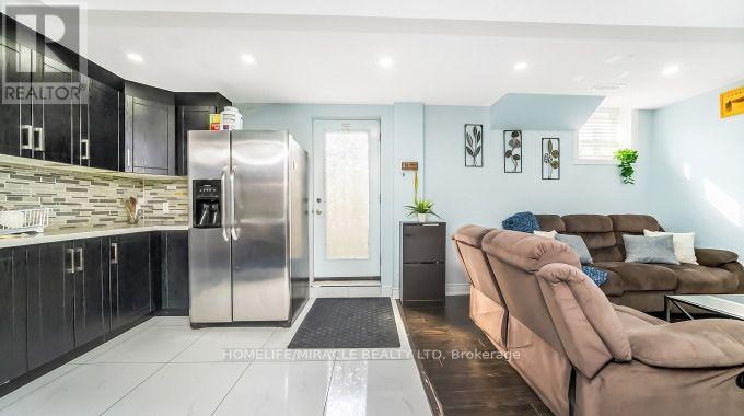 14 BONNIE BRAES DRIVE - 39