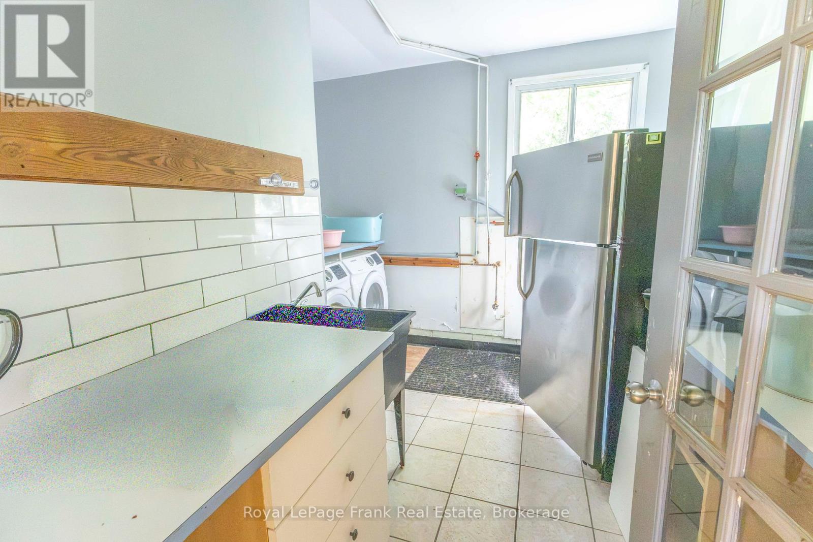 2477 PIGEON LAKE ROAD - 11