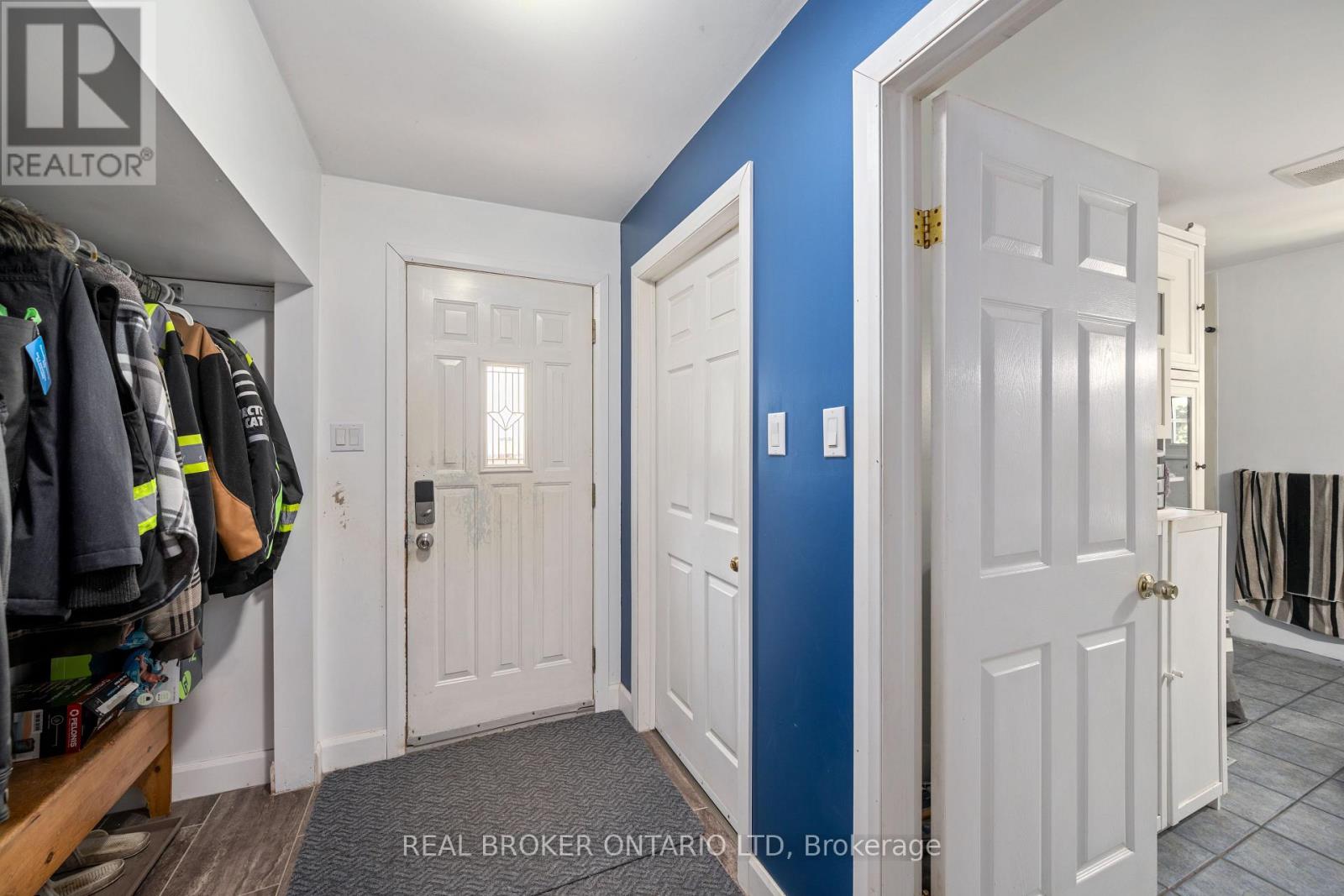 15 MIDDLEMISS AVENUE - 13