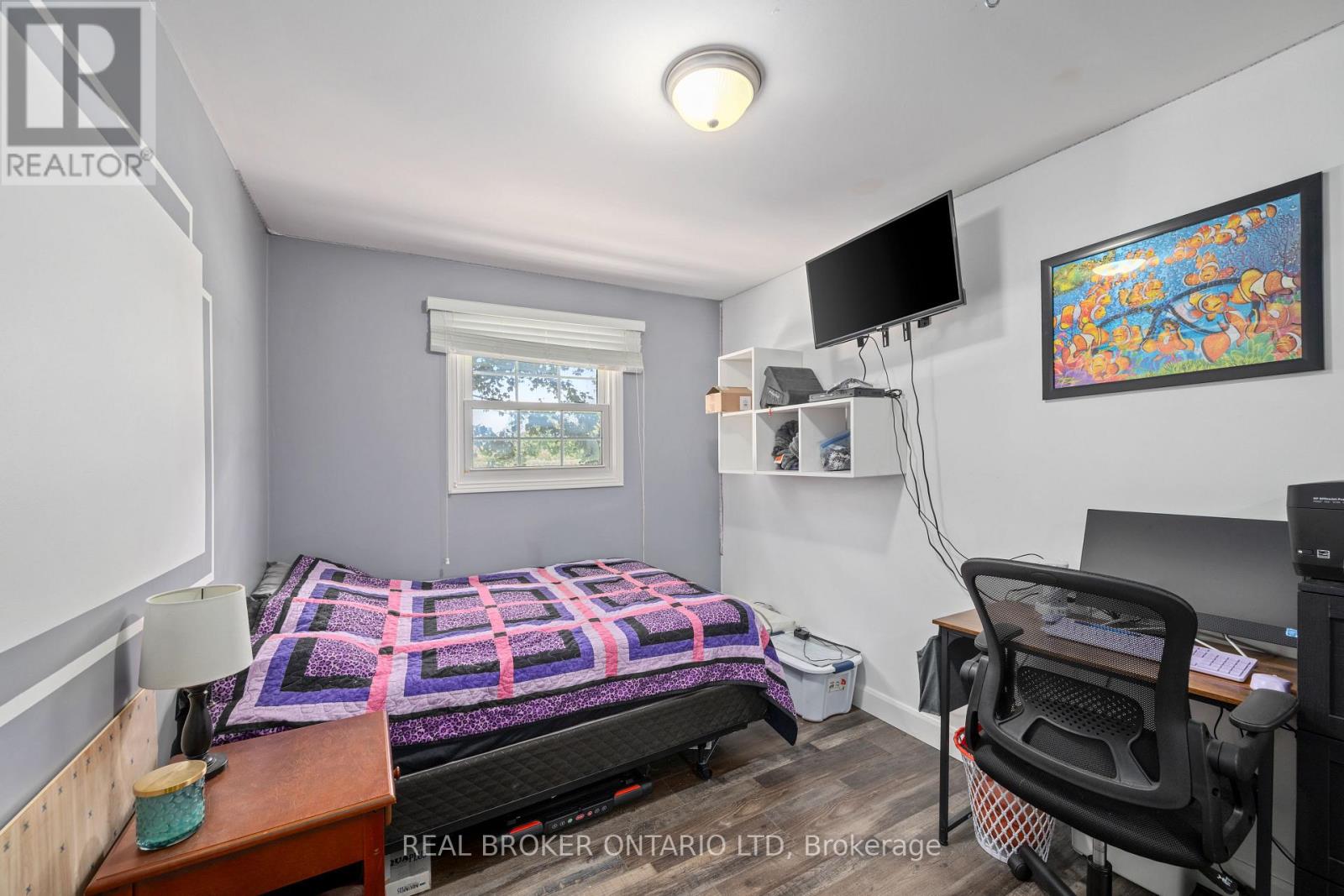 15 MIDDLEMISS AVENUE - 16