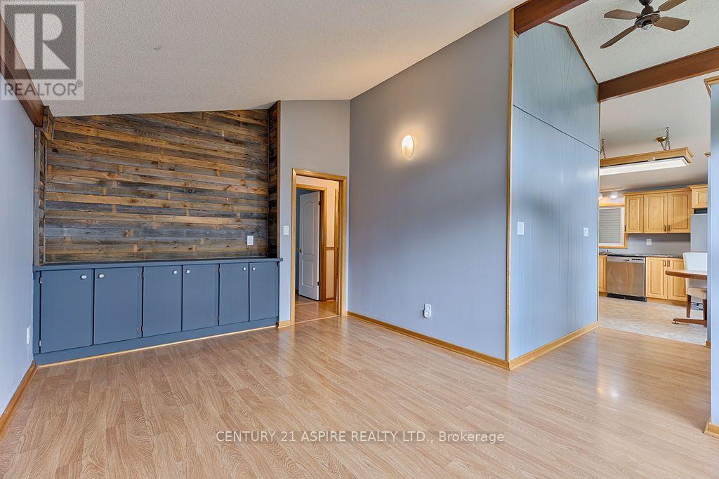 House for Rent in Ottawa – 31 SELKIRK STREET, Ottawa – By Peter Sagos - Image 20