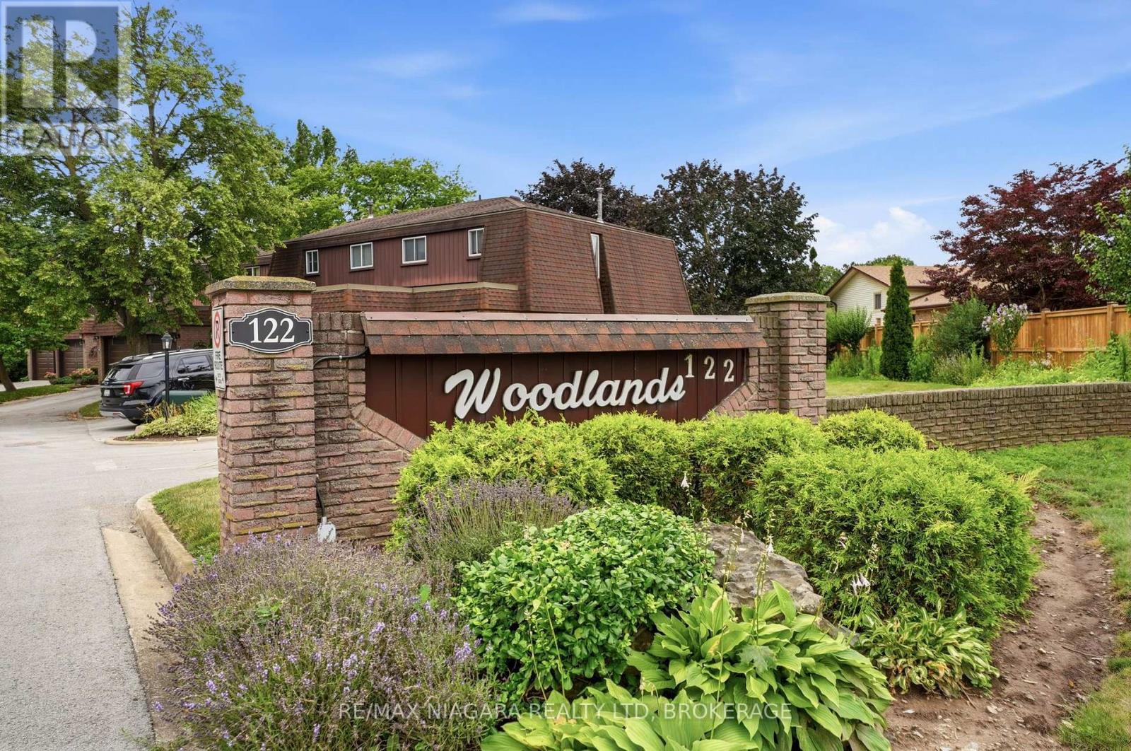 #24 122 LAKESHORE ROAD - 2