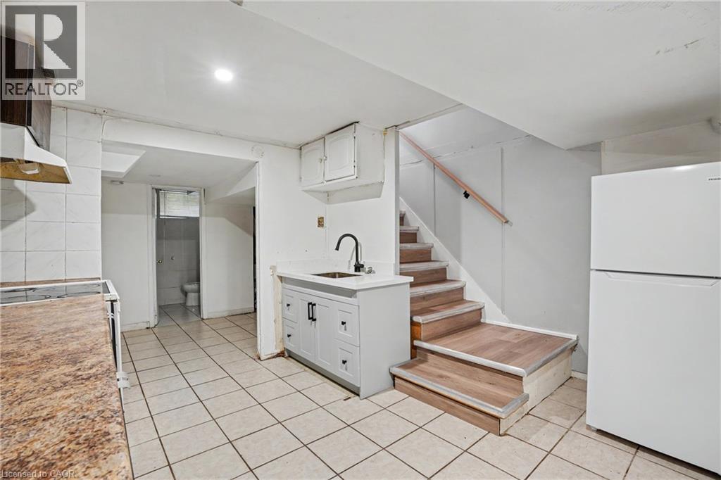 47 BOWMAN Street - 26