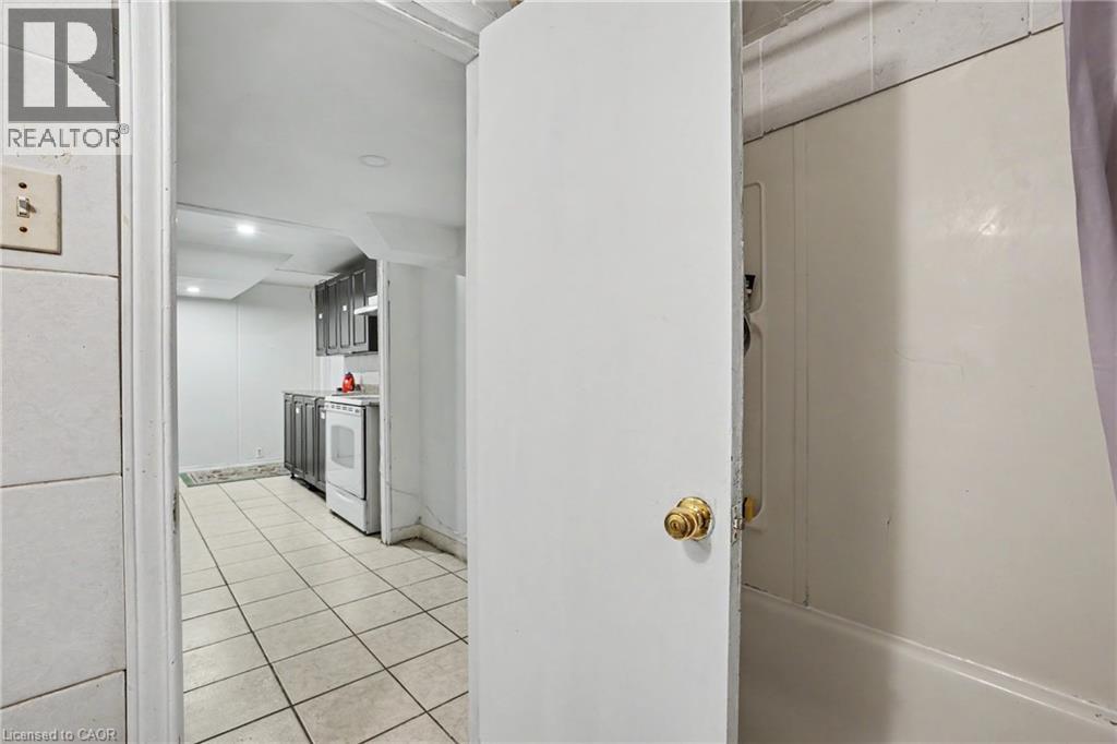 47 BOWMAN Street - 30