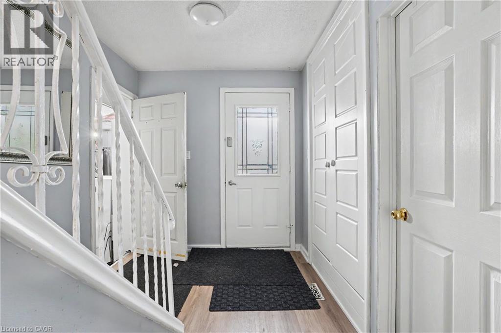 47 BOWMAN Street - 4