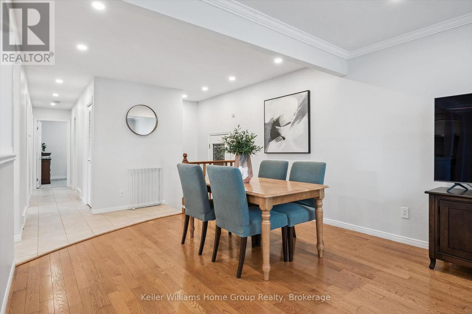 51 DUNHILL CRESCENT - 17