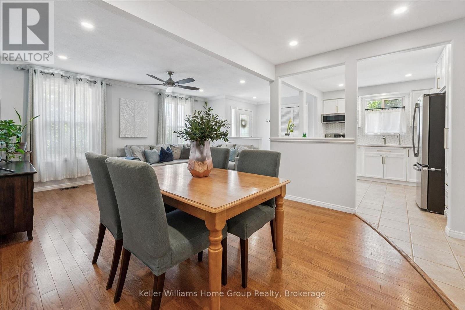 51 DUNHILL CRESCENT - 18