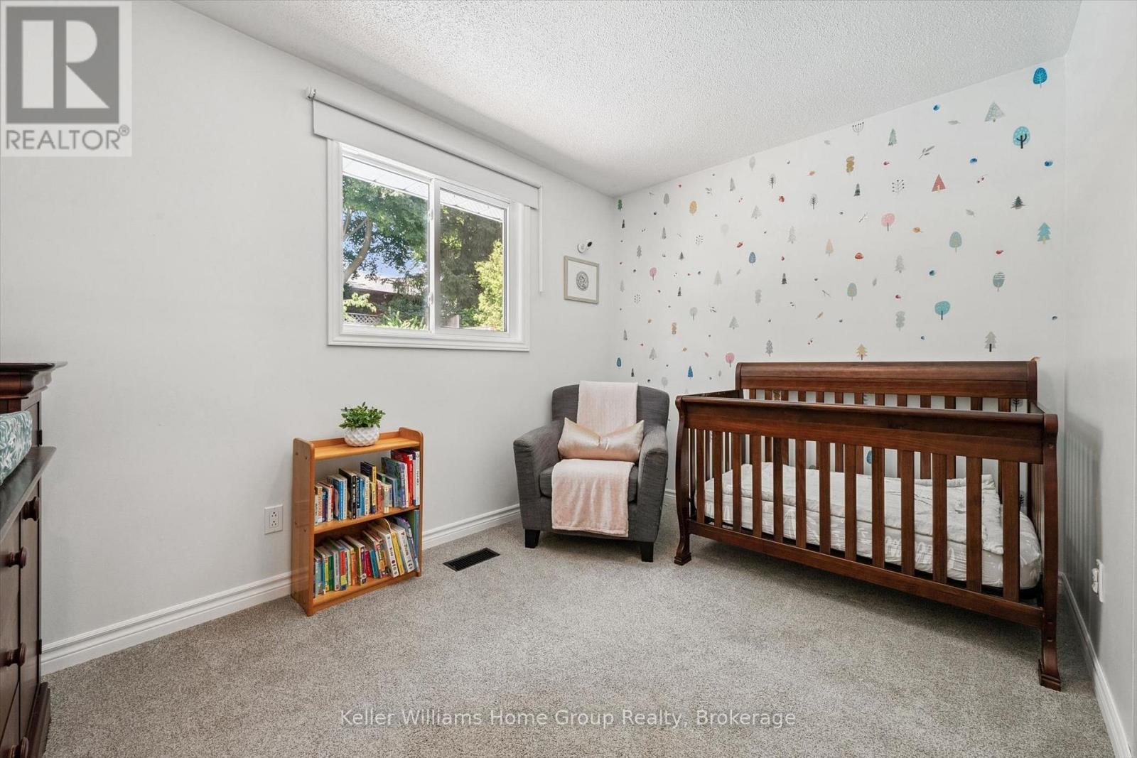 51 DUNHILL CRESCENT - 22