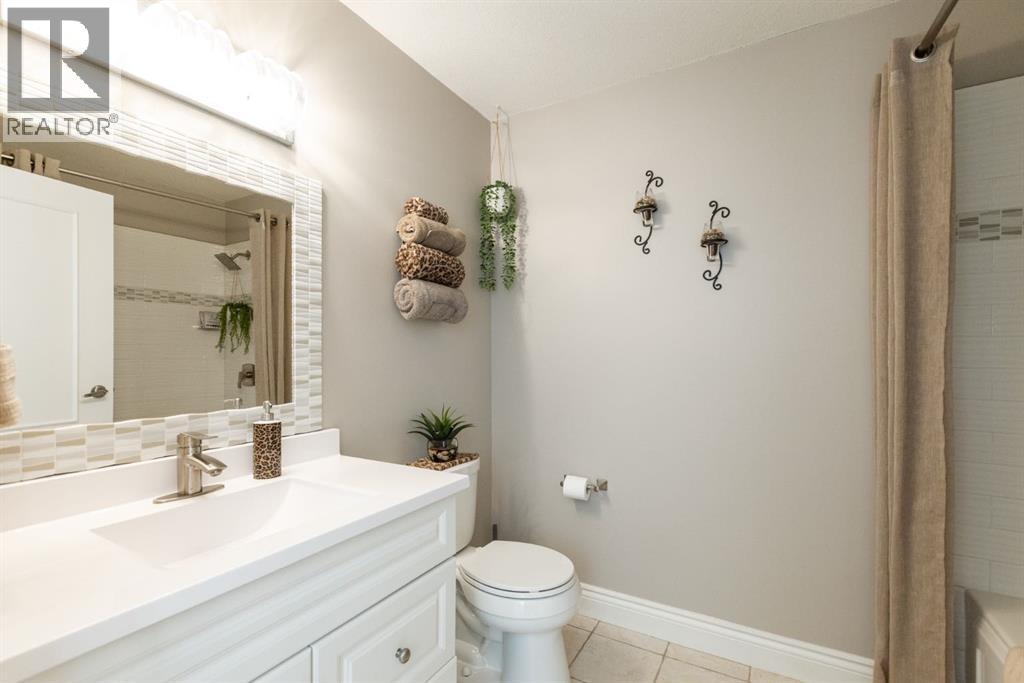 4510 54A Avenue Crescent, Innisfail