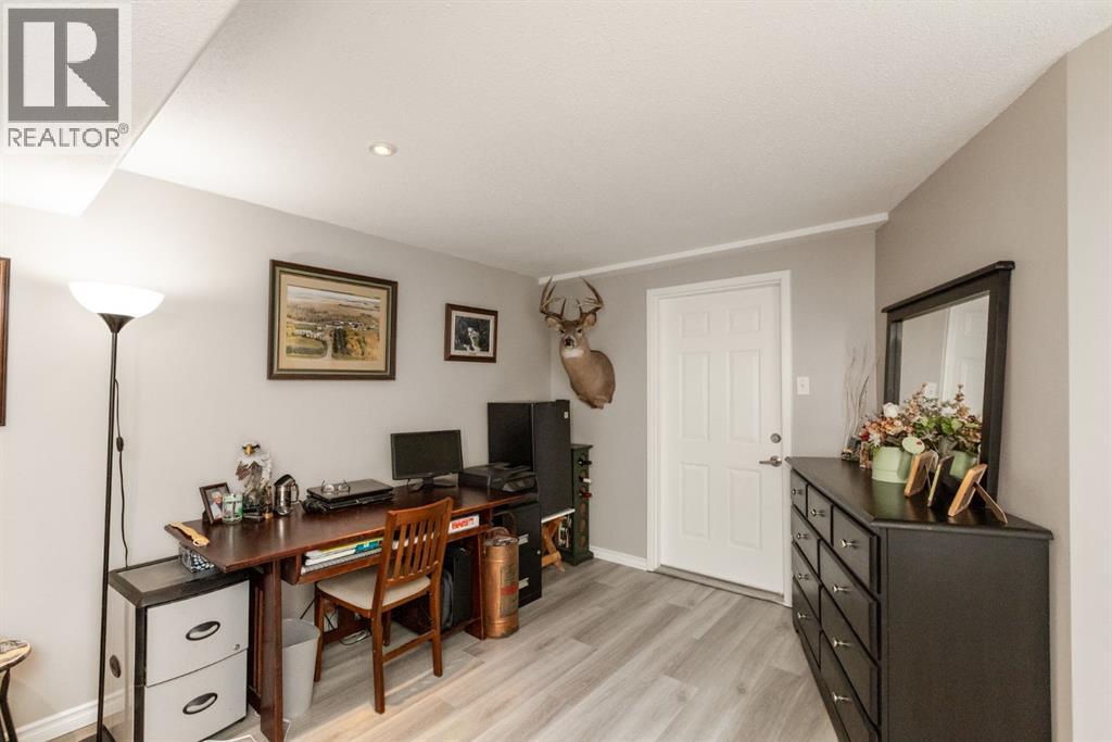 4510 54A Avenue Crescent, Innisfail
